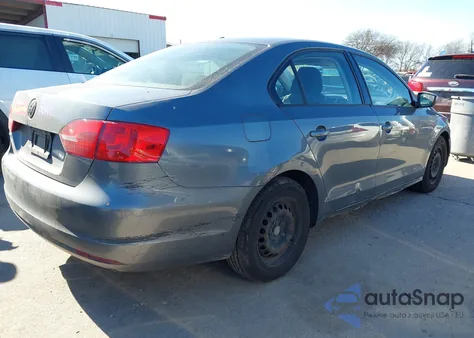 2014 Volkswagen Jetta 2.0L S z USA, uszkodzony, nr VIN 3VW2K7AJ5EM295021